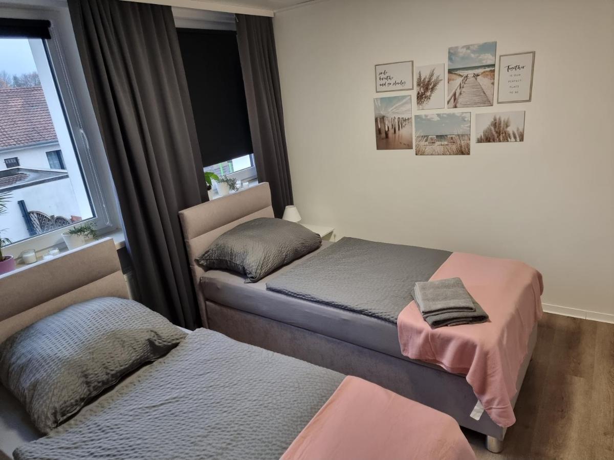 Gaestehaus-Ferienwohnung-Appartement Mit Terrasse - Naehe Kliniken/ Herzzentrum Bad Oeynhausen Luaran gambar
